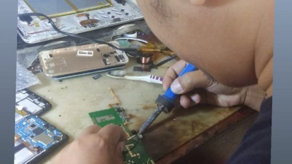Cek Kerusakan Handphone Yang Mati