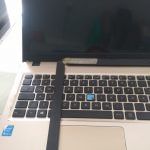 Penggantian Casing Laptop yang Pecah