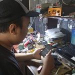 Proses Pengecekkan Handphone No Display