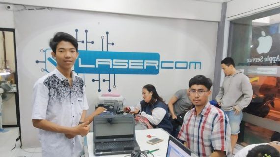 Pemasukan Laptop HP 1000